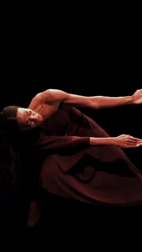 REVOLT Originally created by Martha Graham in 1927, REVOLT was her first piece about social injustice — a solo of resistance, unrest, and unapologetic truth. Nearly a century later, Virginie Mécène reconstructs this work for our world now: where voices still rise, bodies still protest, and the fight for equity and liberation continues. Graham believed movement could shake the system. That revolt wasn’t just necessary — it was art. COSTUME: Karen Young @karenyoungstudio LIGHTING: Becky Nussbaum @