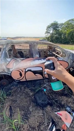 GRAFFITI ON AN ABANDONED CAR #graffiti #sheipgraffiti #graffiticharacter