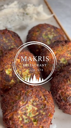 Κολοκυθοκεφτέδες… από τα χεράκια της κυρίας Λένιας! Αφράτοι και πεντανόστιμοι!🤤🍴 ➡ Για κρατήσεις, καλέστε μας στον αριθμό 25421275 ή στείλτε μήνυμα στο Messenger. #ΚυπριακήΚουζίνα #ΠαραδοσιακάΠιάτα #makrisrestaurant #cyprusmeze #starters #Cypriotcuisine #Greekcuisine #Moniatis #Cyprus #foodie #foodlover #CyprusLife #CyprusVillages #ExploreCyprus | Makris Restaurant