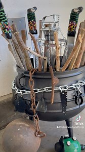 Ogun 💚🖤⛓️⚔️. #santeria #santeriacalifornia #santeriacubana #babalawoeeuu #babalawocalifornia #santeriaafrocubana👑 #santeriaestadosunidos #oshun #ifa #mexicanosenusa #ifaeeuu #ifacalifornia #orula #elegua #eshu #consultascalifornia #yoruba #manodeorula #elegua #yemaya #obatala #shango #ogun | Religion yoruba California