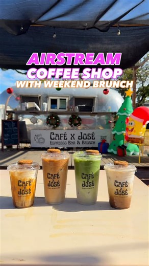 Fort Worth Love List on Instagram: "✨☕️ AIRSTREAM COFFEE SHOP WITH WEEKEND BRINCH IN FORT WORTH 🧇 // TAG YOUR FRIENDS YOU’RE TAKING WITH YOU ⤵️✨ #FortWorthLoveList // @cafexjose is a food truck inside an airstream that’s serving daily coffee and weekend brunch. ☕️🧇🍳 There are chicken & waffles, breakfast sandwiches, craft coffee drinks and other brunch delights. ☕️ ✨ OUR FAVS ⤵️ 💚 matcha horchata 🧇 red velvet chicken & waffles 🍗 hot chicken sandwich 📍LOCATION // 105 S. Main St Fort Worth 
