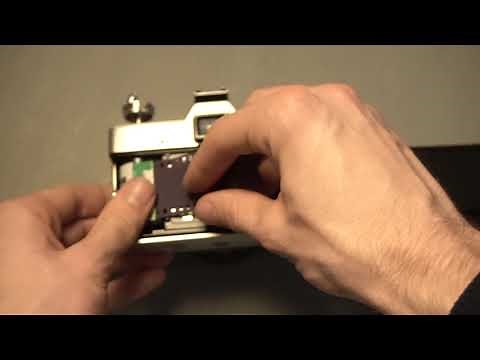 How to load 35 mm film! (Minolta srt 101)