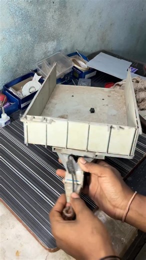 TB on Instagram: "Hydraulic Trolley Repair 🔧🚜 . . . . . . #MiniTractor #RcTractor #HandmadeProject #ShortsReels #InstaReels"