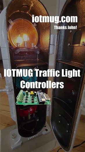 Arduino Nano Traffic Light Controller. Control and AC volt light 80V-240V AC