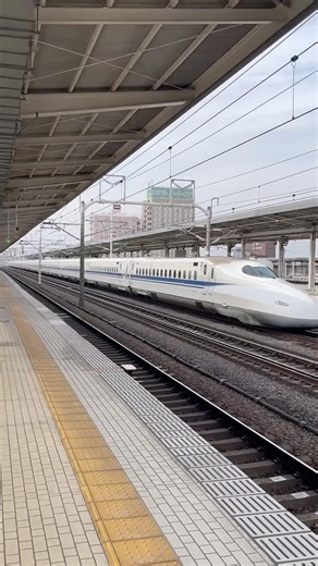 N700A のぞみ 東海道新幹線 東京行き列車の通過の様子です。JR東海 岐阜羽島駅 SHINKANSEN