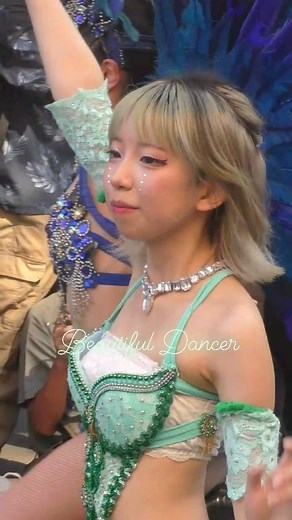 Japaeve on Instagram: "japanese sambacarnival beautiful dancer --------------------------------- 2024年 三茶ラテンフェスティバル 日本の美しいサンバダンサーさんのショート動画です。 #sambacarnival #sambadancer #samba --------------------------------------- 掲載NGの方はDMいただければ削除致します。 ダンサーさんは勝手にフォローさせていただき、アカウントのわかる方はタグ付けもさせていただいています。 フォローやタグ付けがご迷惑でしたらブロックして下さい。 -------------------------------- お祭りの楽しい雰囲気やダンサーさんの魅力が伝わればうれしいです。"