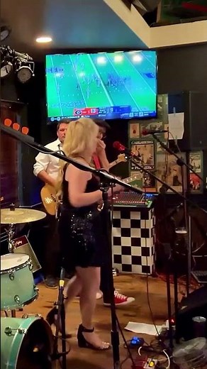 What I Like About You 🔥 Tim’s Harmonica Solo Takes the Stage!