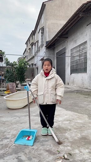 94K views · 5K reactions | Staircase Motion Verbs #EnglishLearning #LearnEnglish #ESL #TEFL #TESOL #Vocabulary #Grammar #EnglishTeacher #IELTS #TOEFL #CambridgeEnglish #DailyEnglish #PhrasalVerb #انجليزي #ingles #英語を習う #영어를배우다 #ingilizce #английский #inglés #inglese #angielski #ingilizceöğreniyorum #ingilizceogren #inglesfluente #inglesonline #learnenglish #ieltspreparation | YG Ultra | Facebook