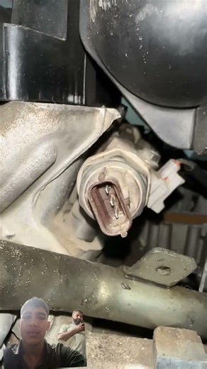 How to Removel fuel pressure sensor #mechanic