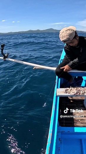 Kahindik-hindik na Pangingisdang Nakakamangha sa Dagat😱