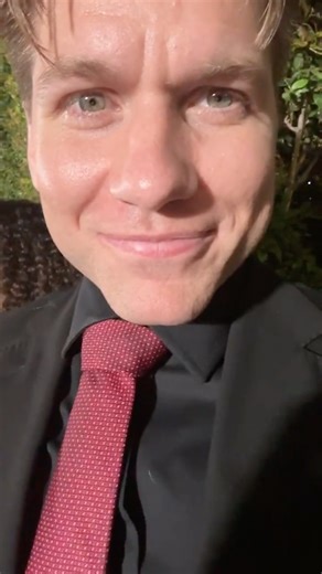 The Avatar Network on Instagram: "Meeting legends left and right with @formorphology! 🔥🔥🔥🔥🔥 #avatarfireandash #seeit5times #avatar3billion • Avatar is a multimedia universe centred on the first peoples of the distant moon of Pandora, a reality-based paracosm created by filmmaker, engineer and eco-activist James Cameron. Taking inspiration from, and ultimately acting as a paean to, our own Earth and its many first peoples, Avatar promotes ‘artivism’ — activism through art — to inspire change