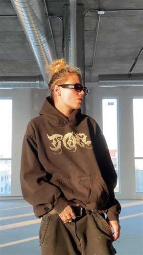 don't face me… call me #wlw #montreal