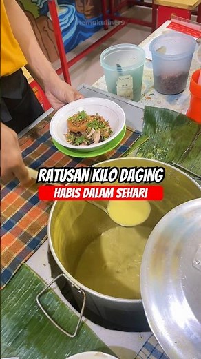 One of the most delicious yellow soto in Suryakencana Bogor