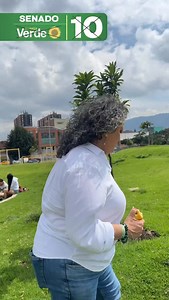 Bogotá coqueta. ¡Espectacular el parque Agua Viva, en Puente Aranda! Lucha enorme del concejal @andres_onzaga_ por hacer este parque pulmón de Bogotá donde quedaba una planta de asfalto que intoxicaba! Orgullo total, buenos parques merece Colombia en cada munipio. Este se hizo durante la alcaldía de @claudialopezcl 👏🏽👏🏽👏🏽 | Angélica Lozano Correa