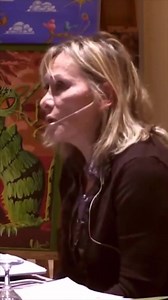 65K views · 3K reactions | Claire Séverac sur les documents déclassifiés de l'armée américaine qui prouvent la réalité des épandages chimiques sur les populations depuis des décennies. Les indiens Navarro avaient déjà compris ce qu'il se passait et disaient : "ils nous pulvérisent comme des cafards". | Scull Myster | Facebook