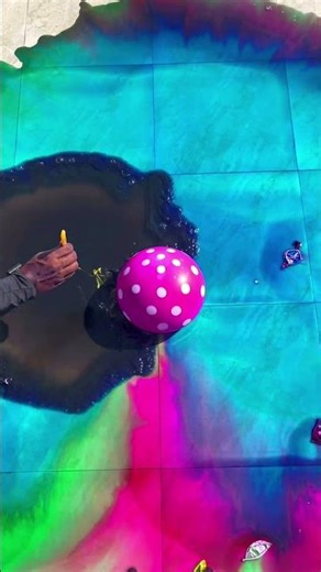 What's inside the giant balloon? #asmr #balloon