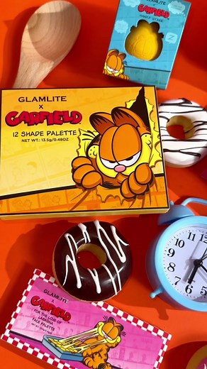 The must have Garfield makeup collection!