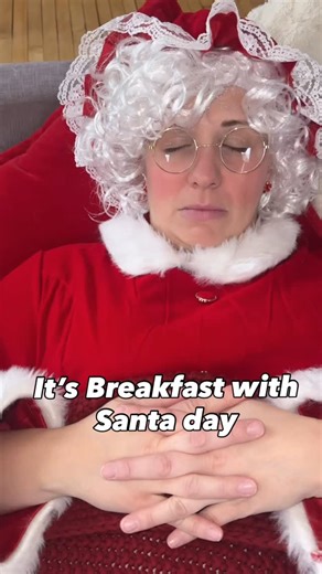 Breakfast with Santa & Mrs. Claus 🎅🏼❤️ This Saturday from 9–2 at INC Nutrition! Santa will be here 10:30–1:30 for photos fun 📸✨ 📍52 B Valley Street Providence, RI 🎄 Professional pictures 🍪 Sugar cookie decorating kits 🎨 Arts crafts for the kids Bring the fam, grab something of the bar, and make some magic. | INC Nutrition