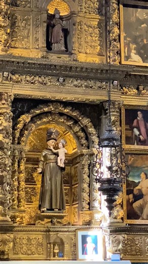 Cathedral of Our Lady of the Assumption in Funchal Old Town #travel #madeira #portugal #church