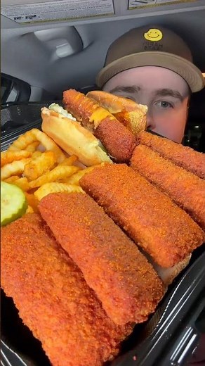 Dave's NEW Hot Mozzarella Sticks | Dave's Hot Mozz, Hot Mozz Slider and Fries #daveshotchickenuk