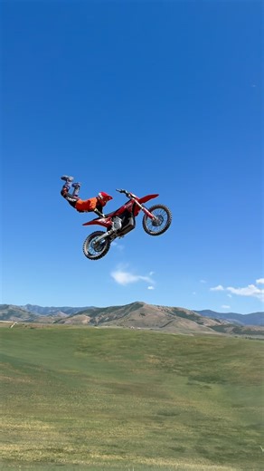 66 reactions | Idaho Jump Sesh 勞 This Place is so SICK These guys are creating something epic out here  So jazzed we finally got to check it out!! | CGI Facility | Facebook