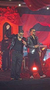 The crowd went wild as we sang Arjan Vailly live! 🔥🎤Bollywood night = SUPERHIT 💥✨ #AnimalVibes #LiveShowMagic . . . . . . . .. . Shaarib toshi Thailand Phuket Roohaniyat | Toshi Sabri