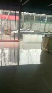 大型干洗店设备，带您走进现代化洗衣工厂车间