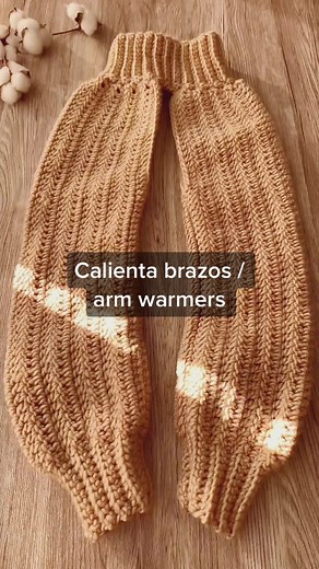 How to Crochet Arm Warmers: DIY Tutorial