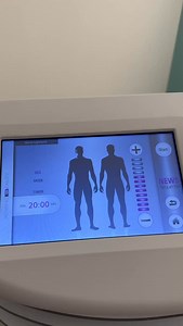 Sculptez votre silhouette avec les plaques ultrasons – LIPOLYSE chez MES À MOI Envie d’affiner, lisser et redéfinir votre silhouette sans chirurgie ? Découvrez la lipolyse par ultrasons, une technologie douce et efficace pour cibler les graisses localisées Comment ça marche ? Les ultrasons agissent directement sur les cellules graisseuses en provoquant leur rupture, afin que le corps les élimine naturellement. Résultat : une peau plus lisse, une silhouette affinée et des courbes redessinées Les 