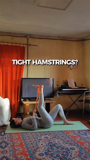 Tight Hamstrings? Do This Stretch #hamstrings #stretching #flexibility #yoga #mobility #yogastretch