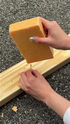 You asked (literally no one asked) and we answered 😏🧀 #hammer #diy #fail