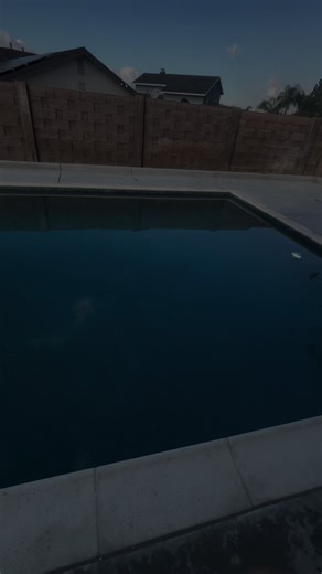 This pool and spa in Riverside California is a good example of what u can do in a small back yard.this pool features a zero grade spa and and two beautiful handrails with a reef step and umbrella sleeves. Contact us today to start your project #godisgood #fyp #satisfying #swimmingpool #BOGNERPOOLS