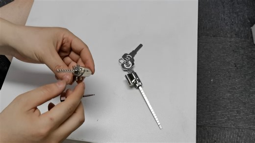 耶鲁yale指纹锁锁芯更换拨片