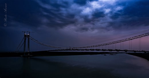 Imagini superbe cu podul suspendat peste Dunăre, „Golden Gate” de Brăila VIDEO