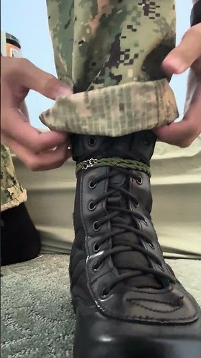 How to apply your blousing straps.