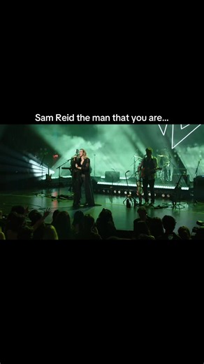 Sam Reid live version sings 'The Man That You Are' — Lestat de Lioncourt clip