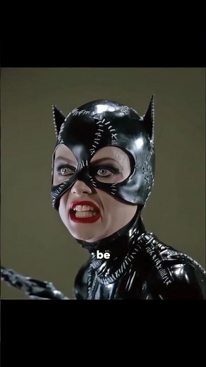 🦇 Michelle Pfeiffer Was Vacuum-Sealed Into Her Catwoman Suit in Batman Returns! 😱🔥 #BatmanReturns