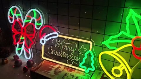 Round Side Table for Living Room – 18x22 Inch Hand-Carved Mango Wood End Table, Decorative Pedestal Nightstand Accent Table, Rustic & Vintage White Antique