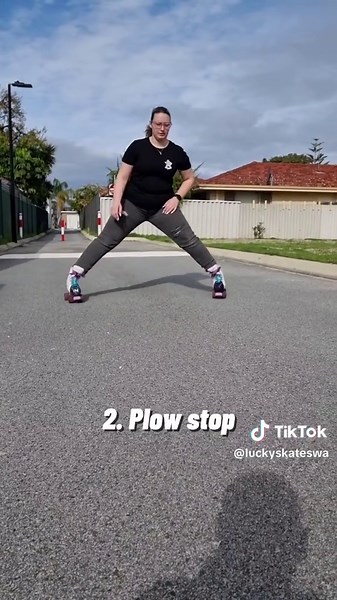 How to Stop on Roller Skates: Beginner Tips
