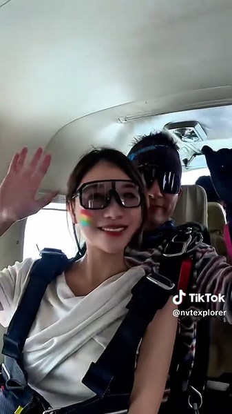 スカイダイビングの新たな体験