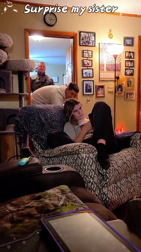 Heartwarming Family Reunion Moments That Will Touch You
