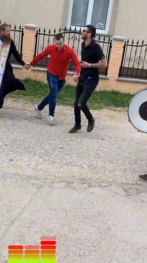 #CapCut #μπεκιου #σερβια #nikolakopoulos #salamari #κλαρινα #παπας #γρασιδας #mpesfypgamw #κλαρινα #δημοτικα #χορευτικα #serbia #serbia🇷🇸 #serbiatiktok