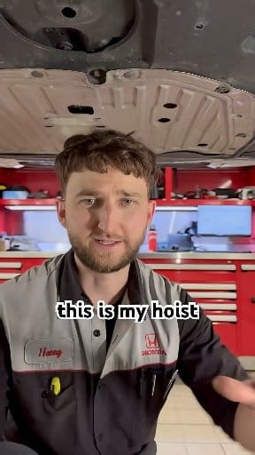 SHOULD YOU BECOME A TECH IN 2025 - what it_s really like #mechanic #fyp #virals #repair #reels | Mechanic Life