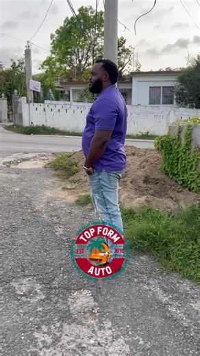 🎥🔥 “CATCH ME TALKING ‘BOUT THIS MAD DEAL!” 🔥🎥 Yo InStagram, listen UP! Top Form Auto just DROP a 2015 Toyota Esquire — and guess wah? IT CAN HOLD ALL 3 BARREL! 📦📦📦😂 And di BEST part… PRICE LOWWW! JUST $2,700,000 😳💥 Plus… you know di discount ACTIVE! 🔥🔥 Clean, spacious, family-ready, business-ready — This a di PERFECT unit fi anybody who need space comfort Toyota reliability. If you ever think ‘bout owning an Esquire… THIS IS YOUR SIGN! Don’t walk… RUNNNN! 🏃🏽‍♂️💨💨 📍 Hopewell, Han