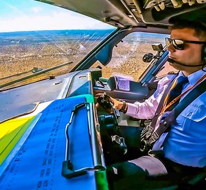 ✈️ Angola Airlines Boeing 737-700 landing at Windhoek Namibia | Just Planes