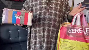 50K views · 636 reactions | #Ladies wallet found in Nowshehra Srinagar. Owner can collect on this number. | The Nawakadal | Facebook