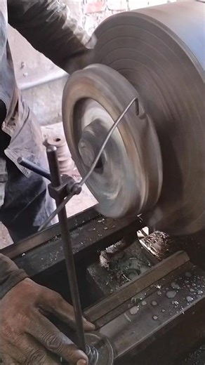 job Thiru on lathe machine work #lathemachine #machine #enginiring #automobile #shortsfeed #yt