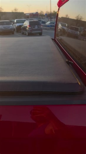 Tired of your truck bed getting soaked or your gear sliding around? This soft roll-up tonneau cover gives you instant protection while keeping full access to your bed when you need it. It seals tight against weather, installs without hassle, and rolls up in seconds so you’re never stuck choosing between coverage and convenience. Clean look, real protection, and built for everyday use—this is one of the easiest upgrades you can make to your truck. #TonneauCover #TruckBedCover #TikTokShopCreatorPi