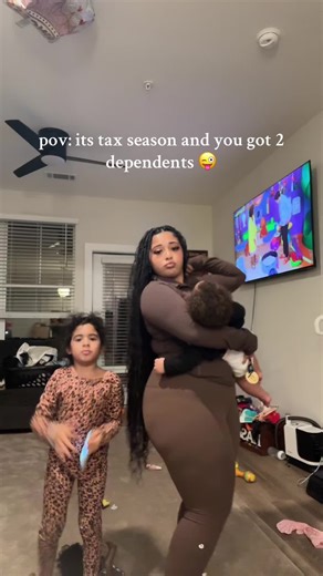 dont let my fiance see this 🌚😂 #taxseason #fyp #momof2 | tax season