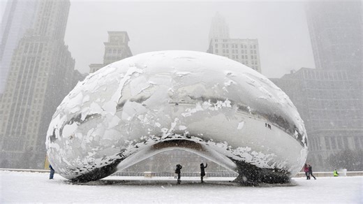 Chicago snow timeline: Here's how much will likely fall and when to expect it
